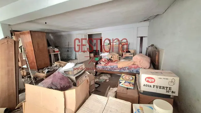CASA PARA REFORMAR EN EL CENTRO DE RAMALES DE LA VICTORIA. — 46