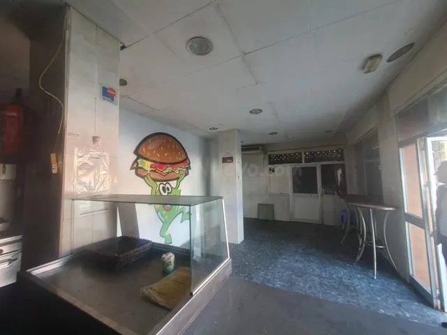LOCAL EN VENTA EN AVENIDA DE LA BARZOLA - foto 5