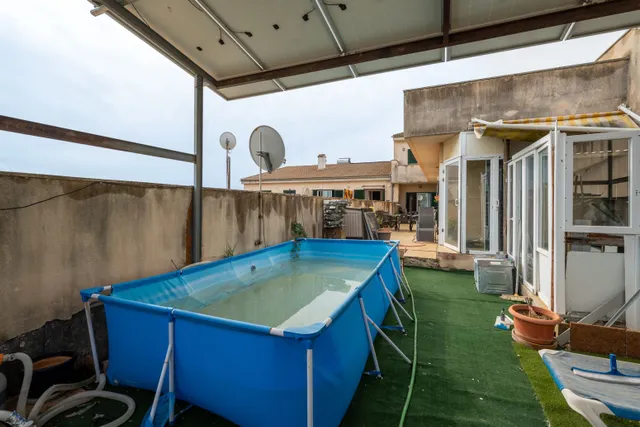 Planta baja con amplia terraza y parking — 44