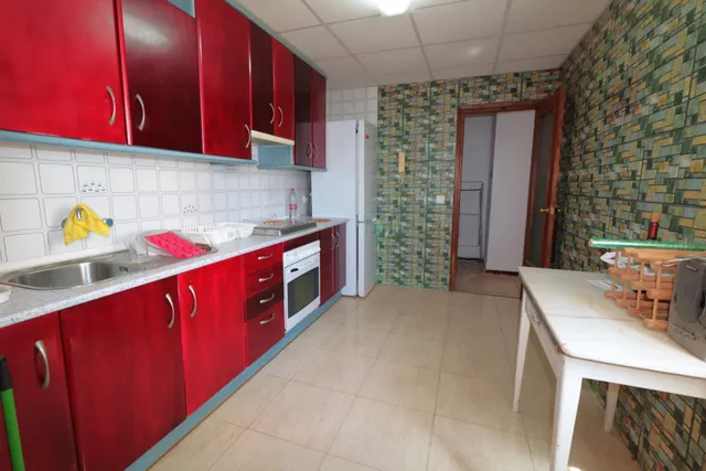 AMPLIO APARTAMENTO JUNTO A LA PLAYA — 8