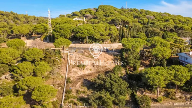 Terreno en venta en la cornisa de Argentona — 2