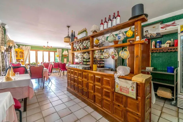 Oportunidad de negocio/inversión Restaurante PINOCCHIO piscina y gran parcela — 25