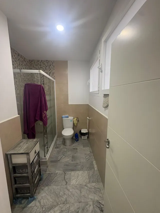 Apartamento con patio privado y piscina en urbanización cerrada – A pasos del mar — 9