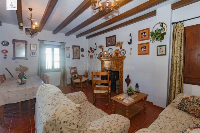 CHALET RUSTICO MEDITERRANEO CON GRAN JARDIN EN ARCHIDONA - foto 4