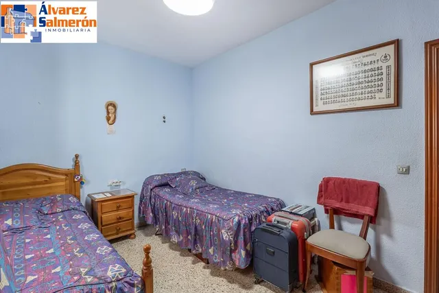 Piso de gran tamaño con múltiples posibilidades en  Peligros — 14