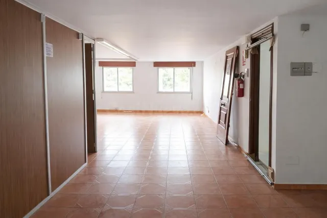 Oportunidad en el centro de Lugo: local comercial en entrepl