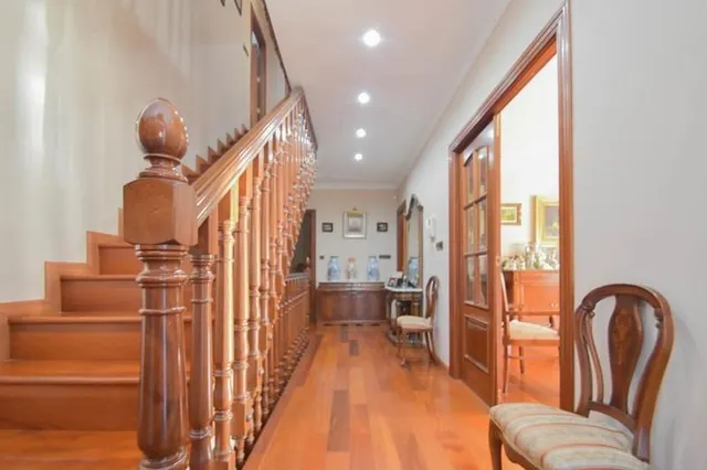Chalet en venta en Maracena — 25