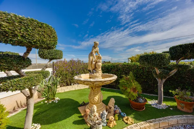 Casa en venta en Lo Crispín con 3 dormitorios, piscina, jardín y terraza cerca de Torrevieja y Guardamar — 6