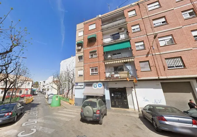 VIVIENDA OKUPADA EN BURJASSOT ESPECIAL INVERSORES - foto 2