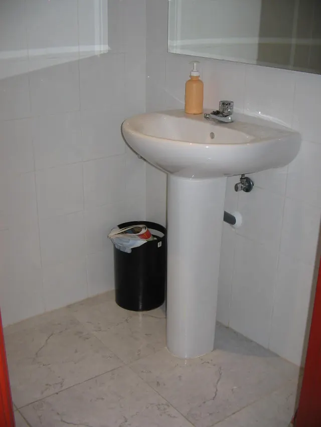 Oficina de 45 m2 en la Plaza Cetina — 9