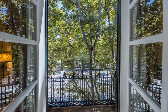 Vivienda con carácter totalmente reformada en una ubicación  - foto 2
