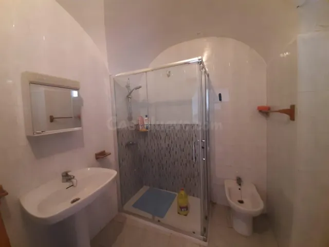 Casa esquinera en el centro de Aldea del Cano - foto 5