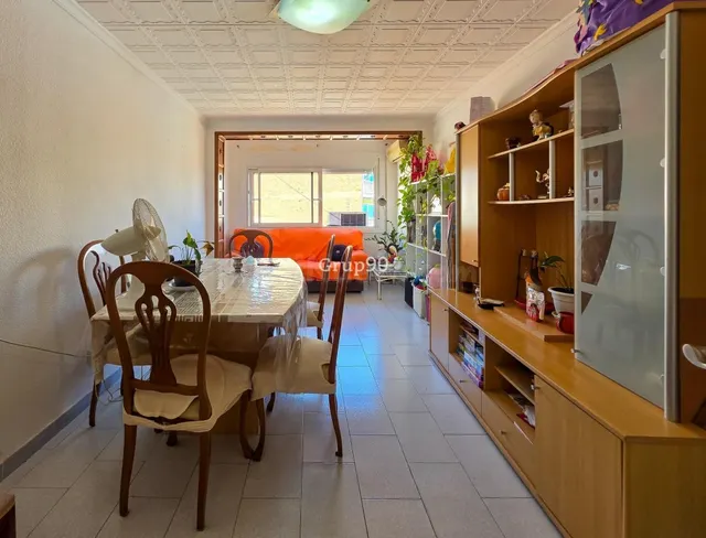 PISO LUMINOSO JUNTO A PLAZA EUROPA – 3 habitaciones — 2