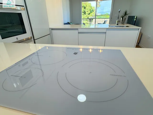 APARTAMENTO DE LUJO RECIÉN REFORMADO EN EL CAMPELLO ENTRE SAN JUAN PUEBLO Y PLAYA — 25