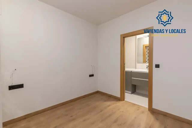 MODERNO ESTUDIO TIPO LOFT EN URBANIZACIÓN VILLA PINEDA - ZONA VILLAREJO — 9