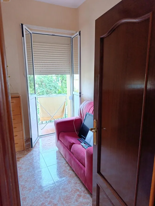 SE VENDE PISO DE TRES habitaciones AL LADO DE LA PLAYA — 18