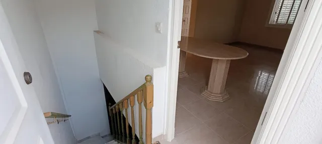 Dos casas en  una  peña las aguilas -Elche — 23