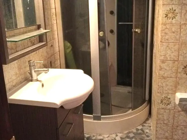 AMPLIO PISO DE CUATRO habitaciones EN ZONA PLAZA PARIS/ESCORXADOR — 20