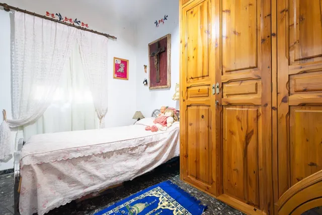 Chalet y parcela segregable en Palomares del Río — 35