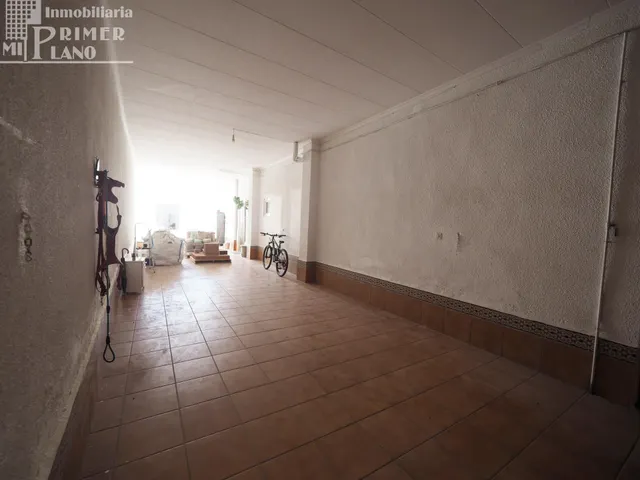 Amplia Casa en el Corazón de Tomelloso - €290,000 — 16