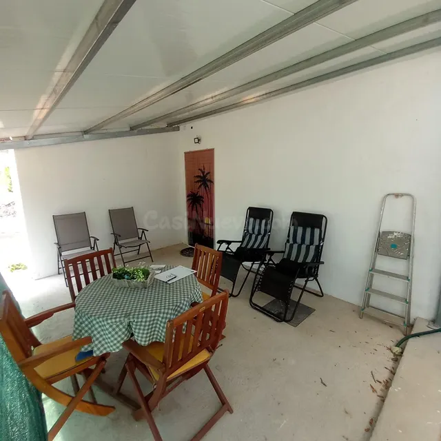 Finca rústica con casa de campo reformada, olivos, algarrobos y caravana, cerca de Tortosa — 13