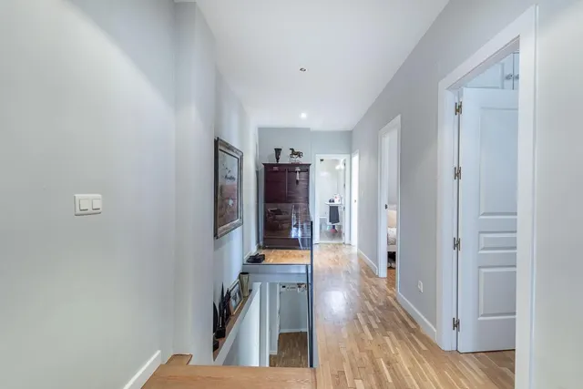 Exclusivo Piso Dúplex en el Corazón de Granada — 16