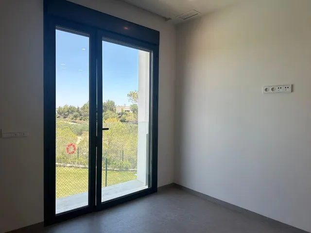 Piso nuevo en venta en Las Colinas Golf Resort. — 32