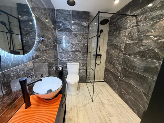 Local Comercial Reformado en Cabo Cervera, Torrevieja - Oportunidad Única — 8