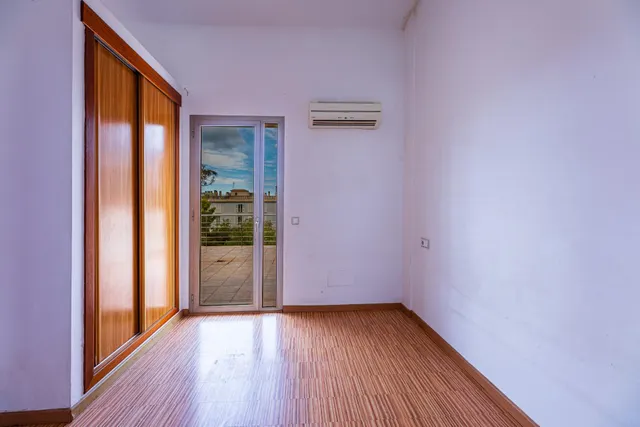 ATICO PARA REFORMAR CON GRAN TERRAZA A 200M DEL MAR — 19