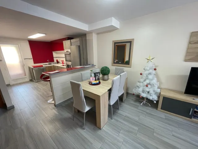 Vive la costa en Calabardina: adosado con piscina, terraza y garaje — 4