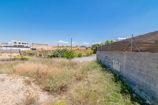 Terreno en La Zubia — 22