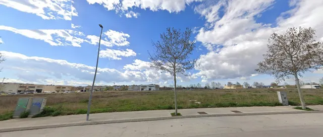 PARCELA INDUSTRIAL EN VENTA EN VILAFRANCA DEL PENEDÈS ELS CI - foto 2