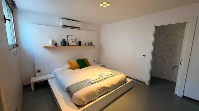 Villa con piscina privada, Alicante, Orihuela Costa. 4 habitaciones, 190 m2, 6,4 kilómetros del mar — 49