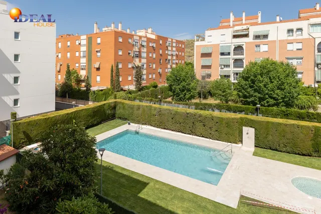 PISO DE 2 DORMITORIOS EN URBANIIZACIÓN CON PISCINA EN PARQUE NUEVA GRANADA — 3