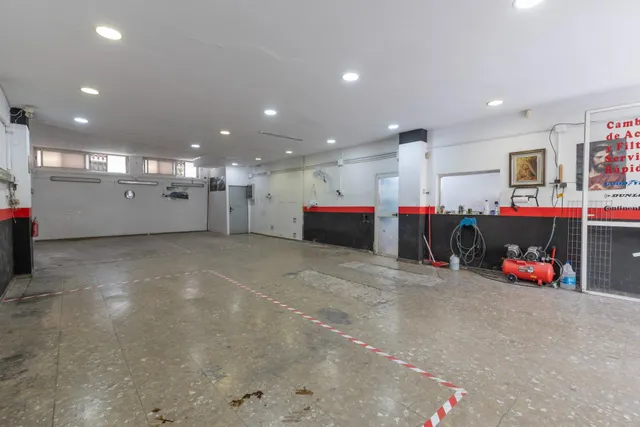 Local comercial 123m² en venta - Zona metropolitana — 12