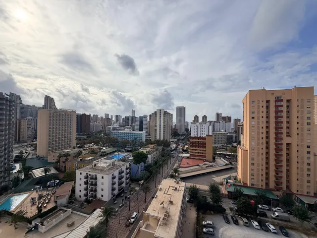 APARTAMENTO EN PUEBLO LEVANTE