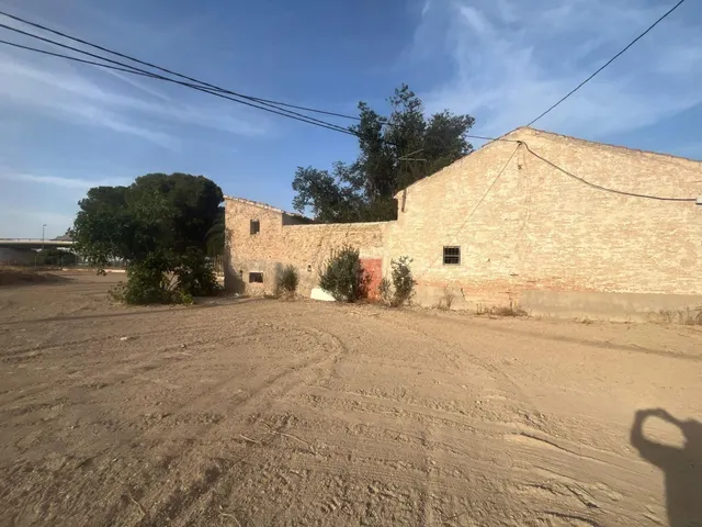 Casa con terreno en Orihuela - Oportunidad de Inversión a €1 - foto 3