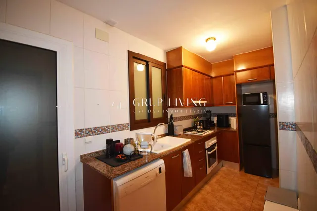 ENCANTADOR DUPLEX EN FINCA HISTÓRICA REHABILITADA EN VILANOVA — 9
