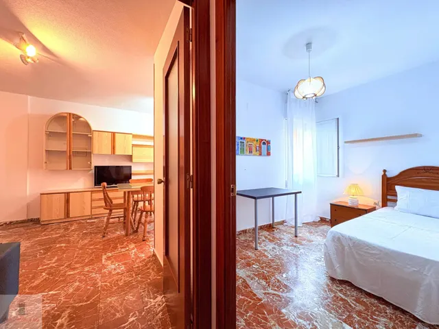 En venta en Valdepasillas, junto a Sinforiano Madroñero — 23