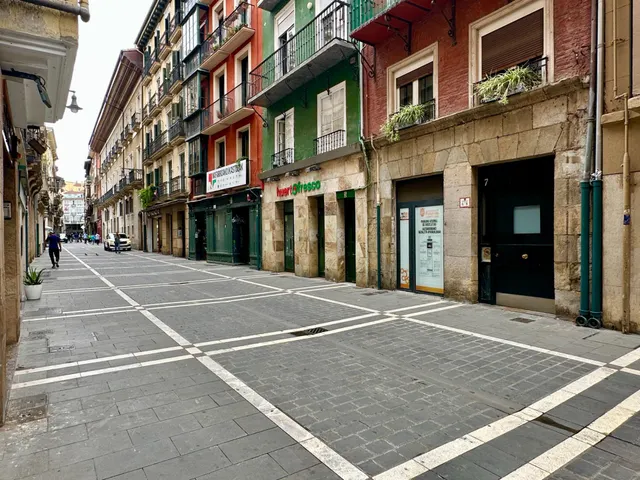 Se vende precioso piso en la calle san antón de Pamplona — 48
