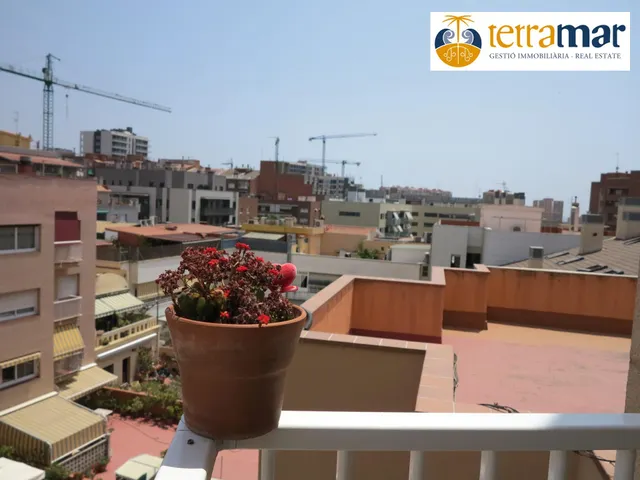 PISO EN VENTA AVDA. CORNELLÁ - ESPACIO Y COMODIDAD A TU ALCANCE — 31