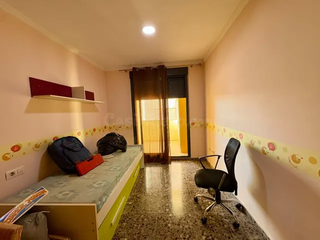 Alquiler SIN MOBILIARIO por 800€ — 5