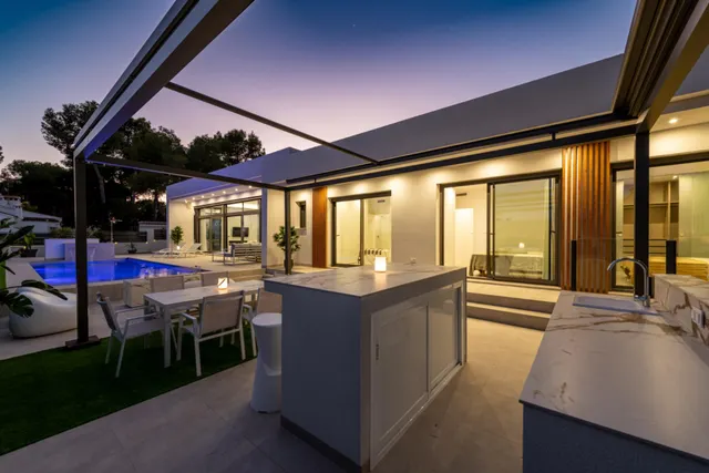 VILLAS EN PINAR DE CAMPOVERDE (ALICANTE) — 28