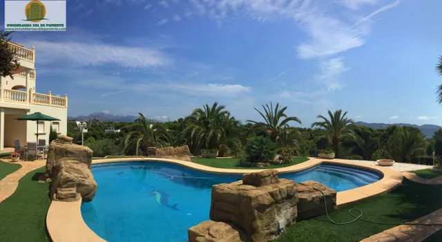 LUJOSO CHALET DE ENSUEÑO, CON VISTAS AL SKYLINE DE BENIDORM!!! — 35