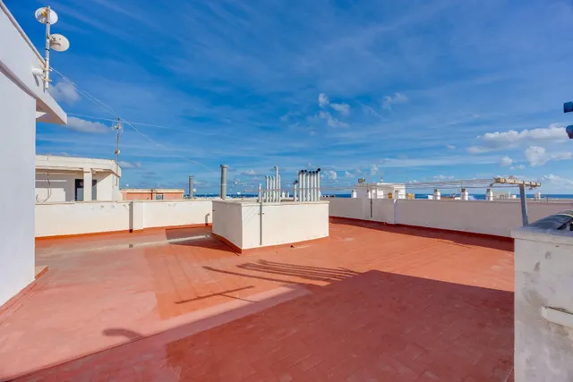Apartamento 1 habitación 52m² en venta - Estacion de autobuses — 20