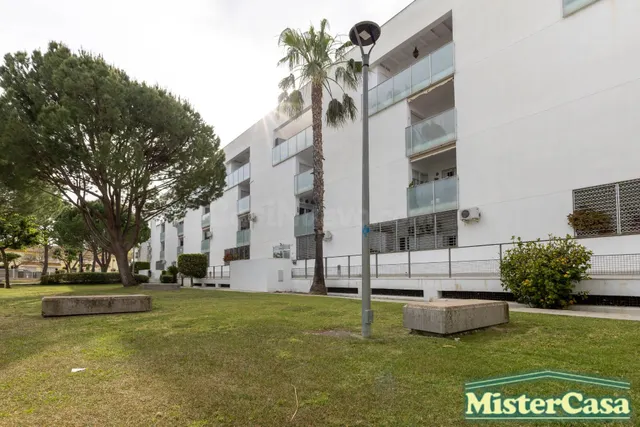 EXCLUSIVA. Zona norte. Ático Dúplex VPO. Terraza-solarium de