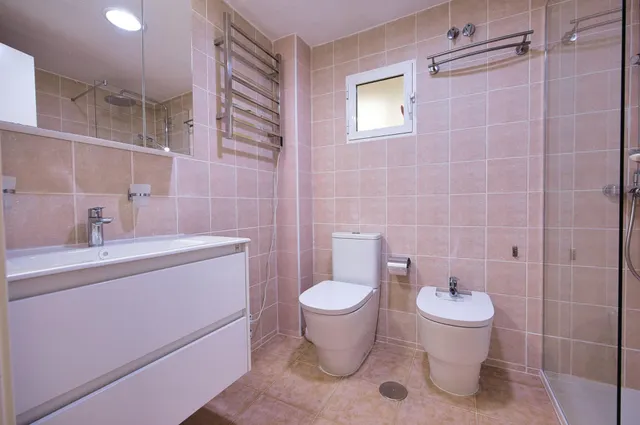 Amplia y bonita vivienda con garaje en calle italia (junto a plaza séneca) — 17