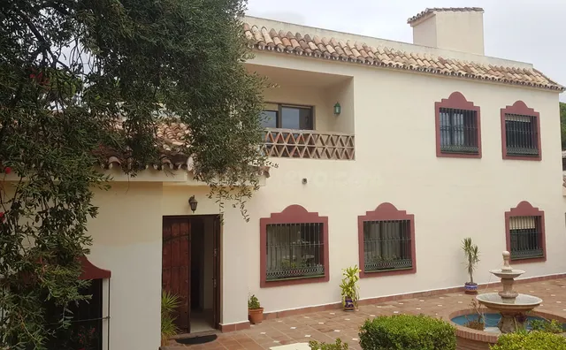 Chalet 5 habitaciones 416m² en venta - Marbella - foto 2