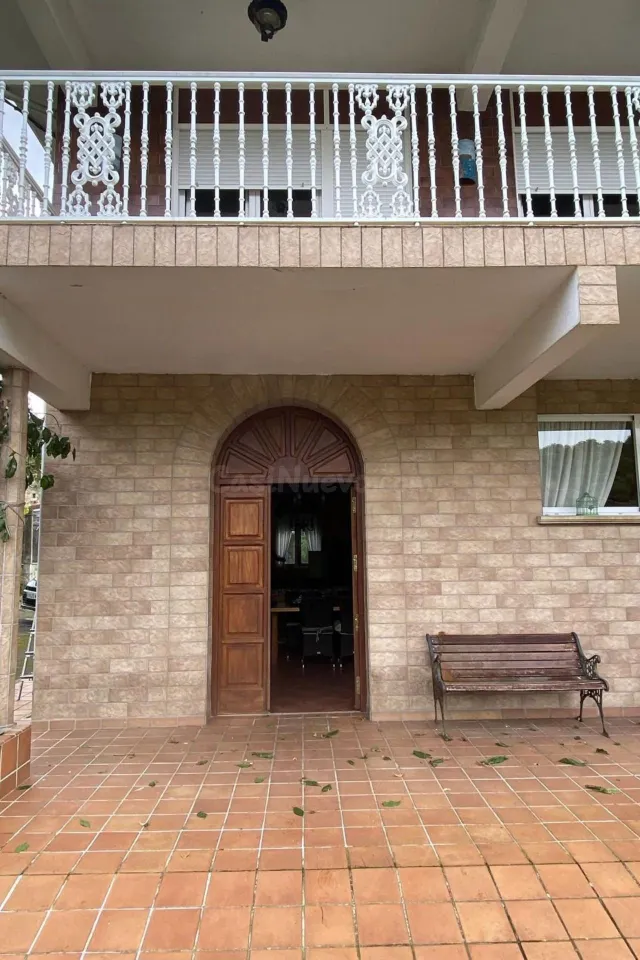 EXCLUSIVO CHALET CON GRAN PARCELA EN LIMPIAS - foto 5