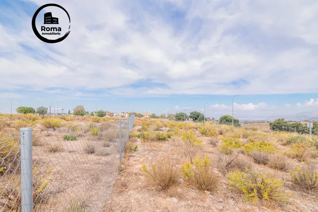 Oportunidad en venta de solar urbano en Otura — 12